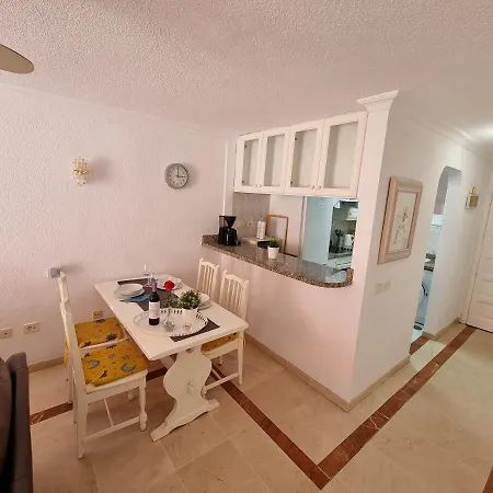 Casa Teide, Ground Floor Parque Santiago 1, Heated Pool, 100 M To Sea And Beach, Wifi