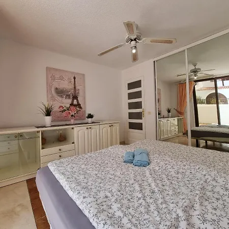 アパート Casa Teide, Ground Floor Parque Santiago 1, Heated Pool, 100 M To Sea And Beach, Wifi プラヤ・デ・ラス・アメリカス