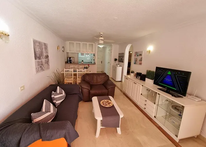 Casa Teide, Ground Floor Parque Santiago 1, Heated Pool, 100 M To Sea And Beach, Wifi Daire *