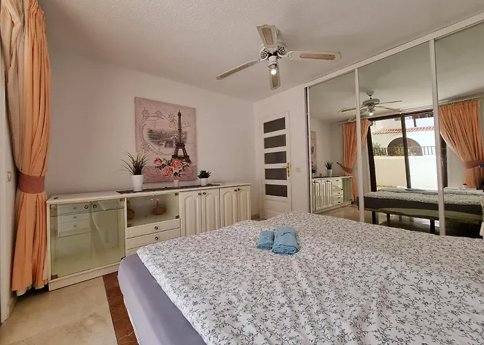 Daire Casa Teide, Ground Floor Parque Santiago 1, Heated Pool, 100 M To Sea And Beach, Wifi Playa de las Américas