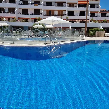 Apartamento Casa Teide, Ground Floor Parque Santiago 1, Heated Pool, 100 M To Sea And Beach, Wifi Playa de las Américas