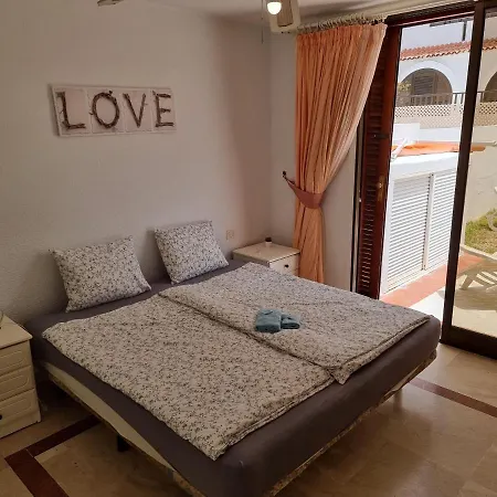 Apartamento Casa Teide, Ground Floor Parque Santiago 1, Heated Pool, 100 M To Sea And Beach, Wifi Playa de las Américas